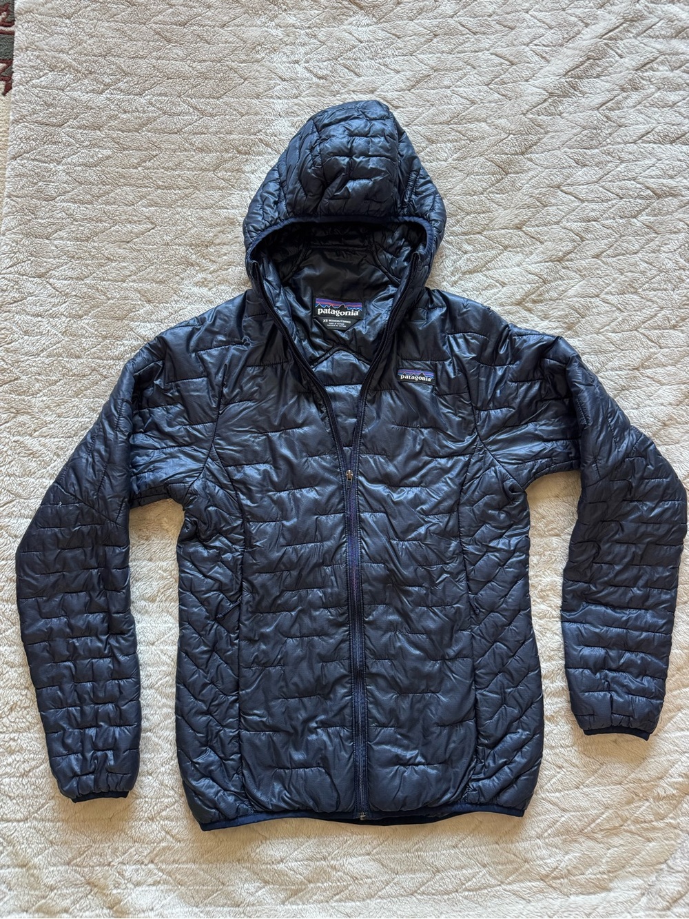 Patagonia Women's Hooded Puff Jacket in Navy Blue